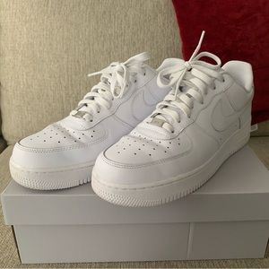 NIKE AIR FORCE 1, MEN, WHITE, SIZE 11.5